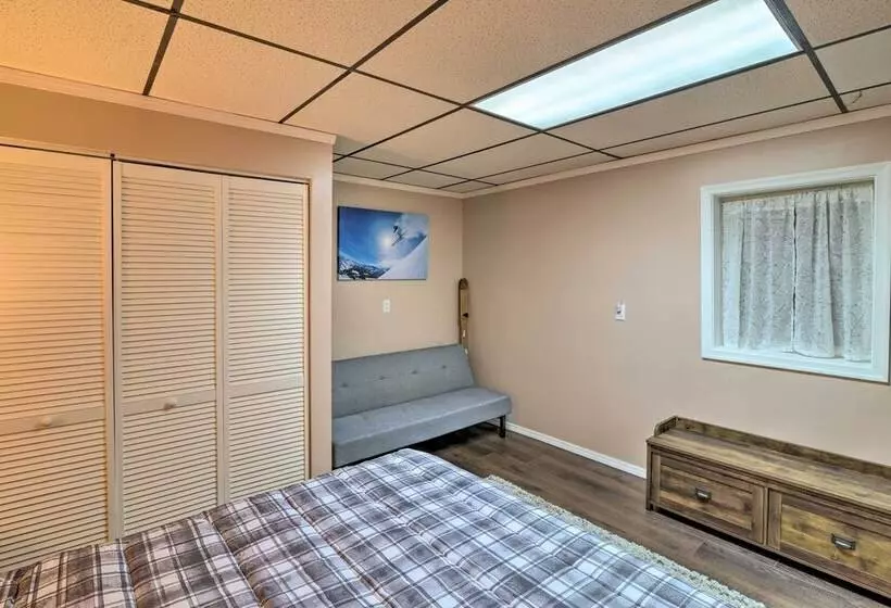 Lovely Terra Alta Cabin < 1 Mi To Alpine Lake