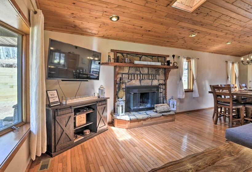 Lovely Terra Alta Cabin < 1 Mi To Alpine Lake