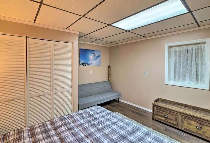 Lovely Terra Alta Cabin < 1 Mi To Alpine Lake