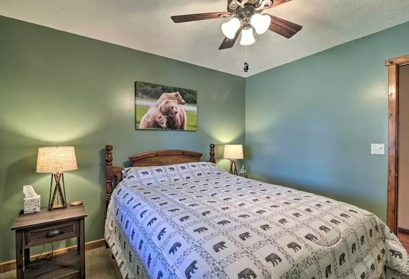 Lovely Terra Alta Cabin < 1 Mi To Alpine Lake