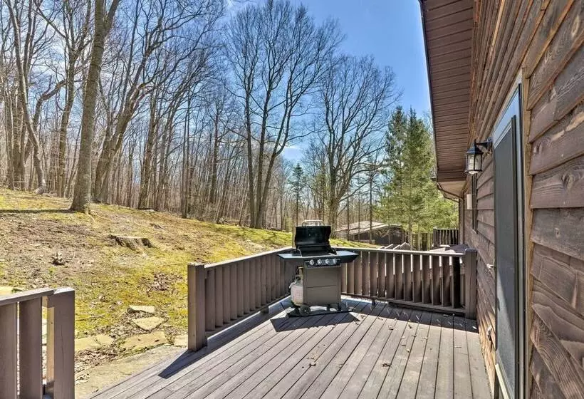 Lovely Terra Alta Cabin < 1 Mi To Alpine Lake