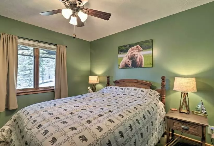 Lovely Terra Alta Cabin < 1 Mi To Alpine Lake