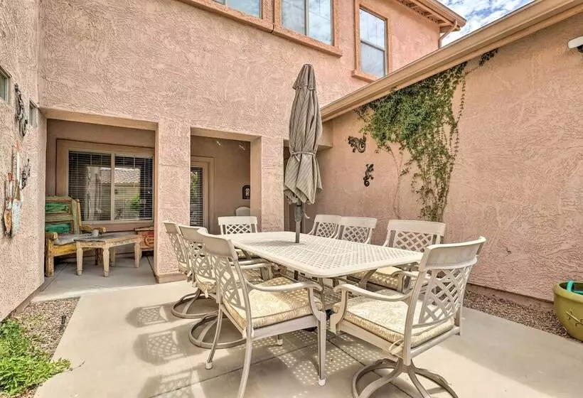 Maricopa Desert Oasis: Fenced Yard W/ Hot Tub