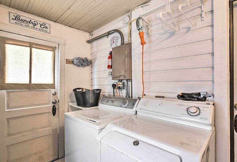 Lovely Montrose Home W/ Yard: Walk To Dtwn & Park!