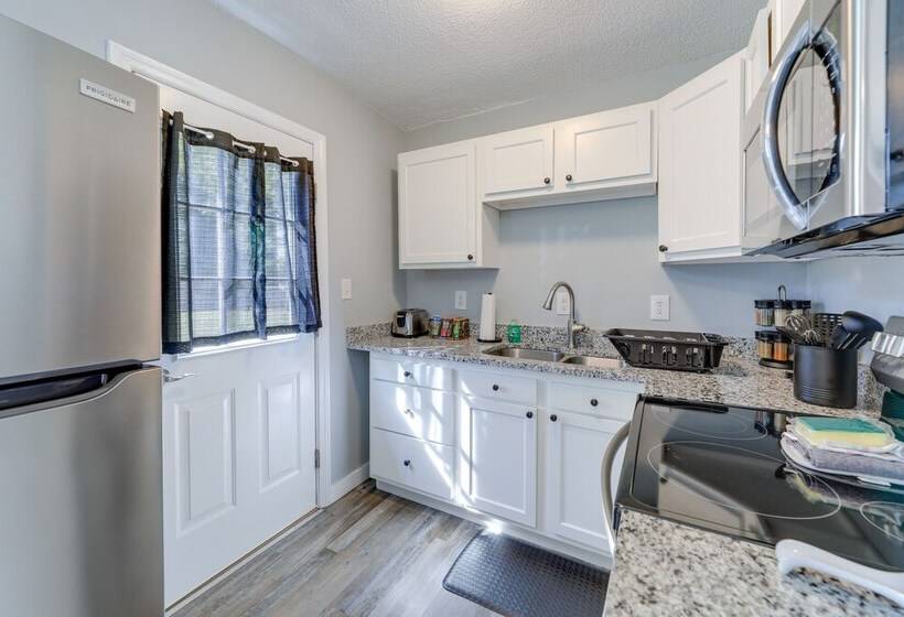 New Bern Abode W/ Yard ~ 2 Mi To Neuse River