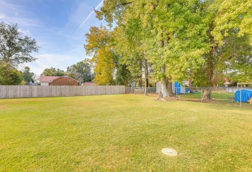 New Bern Abode W/ Yard ~ 2 Mi To Neuse River