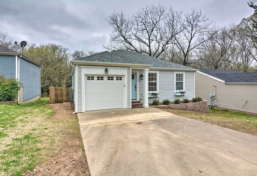 Updated & Modern House < 1 Mi To Dtwn Bentonville!