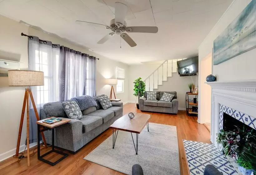 North Carolina Retreat   Deck, Grill & Creek Views