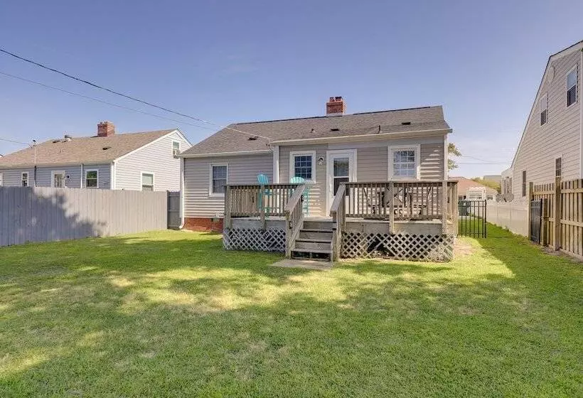 North Carolina Retreat   Deck, Grill & Creek Views