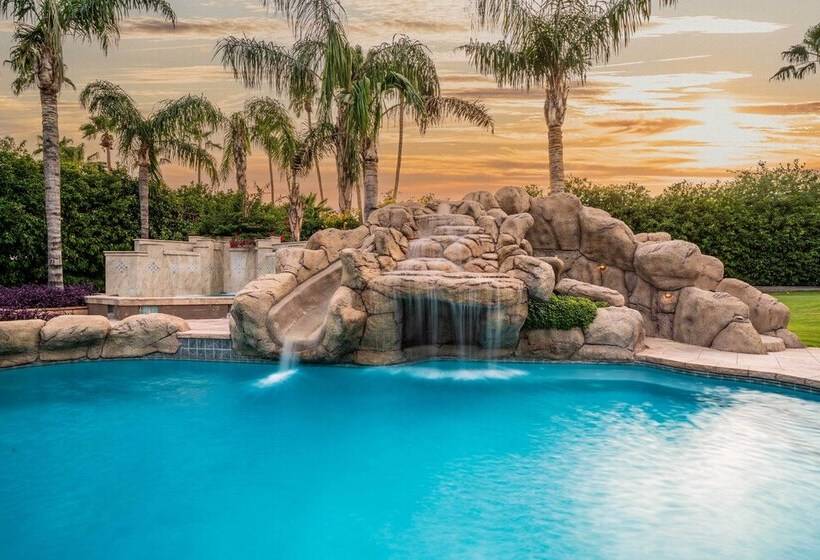 Paradise Valley Villa W/ Luxe Pool & Outdoor Games