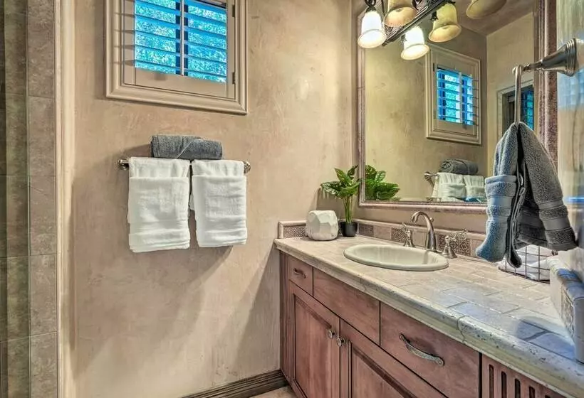 Paradise Valley Villa W/ Luxe Pool & Outdoor Games