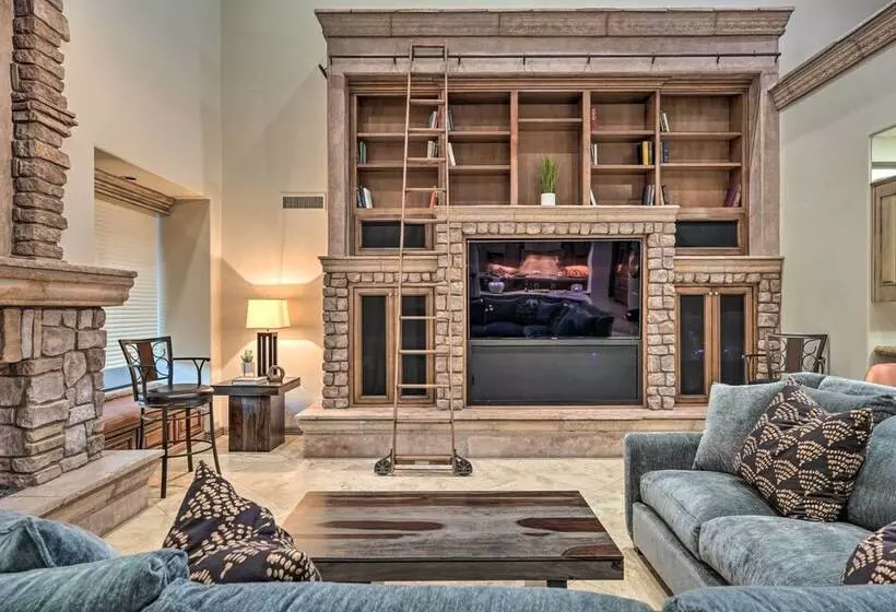 Paradise Valley Villa W/ Luxe Pool & Outdoor Games