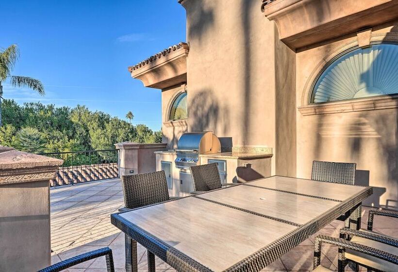 Paradise Valley Villa W/ Luxe Pool & Outdoor Games