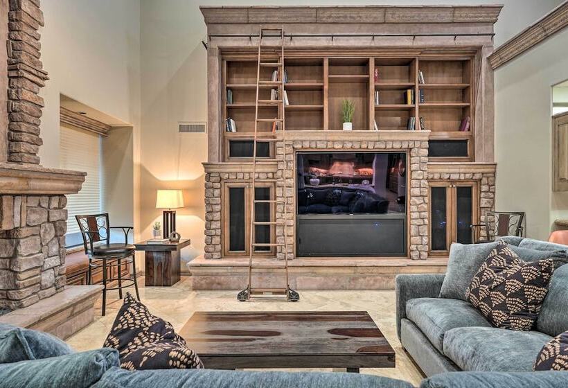 Paradise Valley Villa W/ Luxe Pool & Outdoor Games