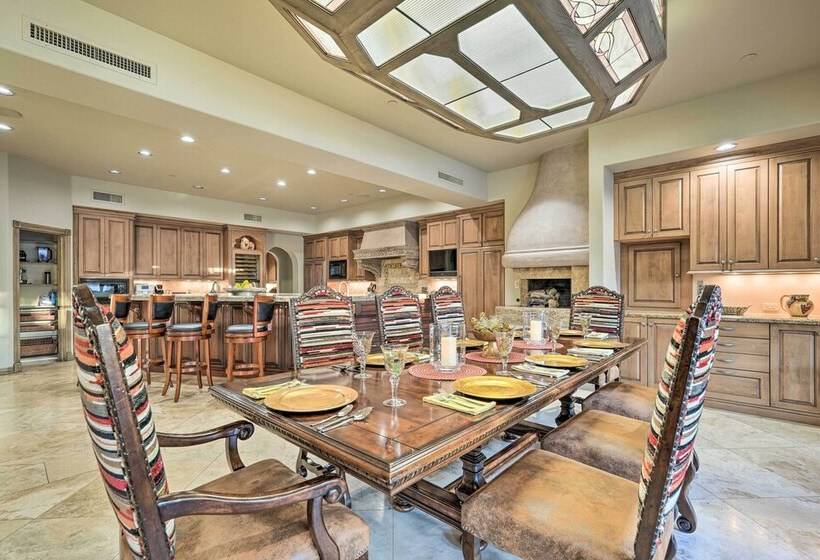 Paradise Valley Villa W/ Luxe Pool & Outdoor Games