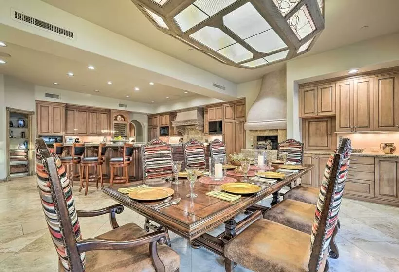 Paradise Valley Villa W/ Luxe Pool & Outdoor Games