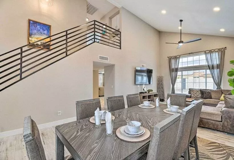 Peoria Oasis W/ Saltwater Pool & Putting Green!