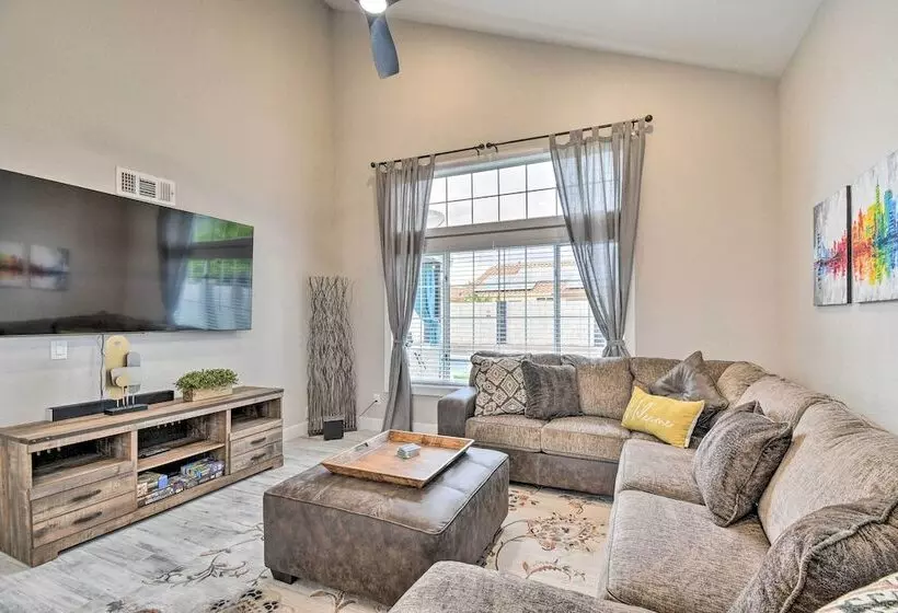 Peoria Oasis W/ Saltwater Pool & Putting Green!