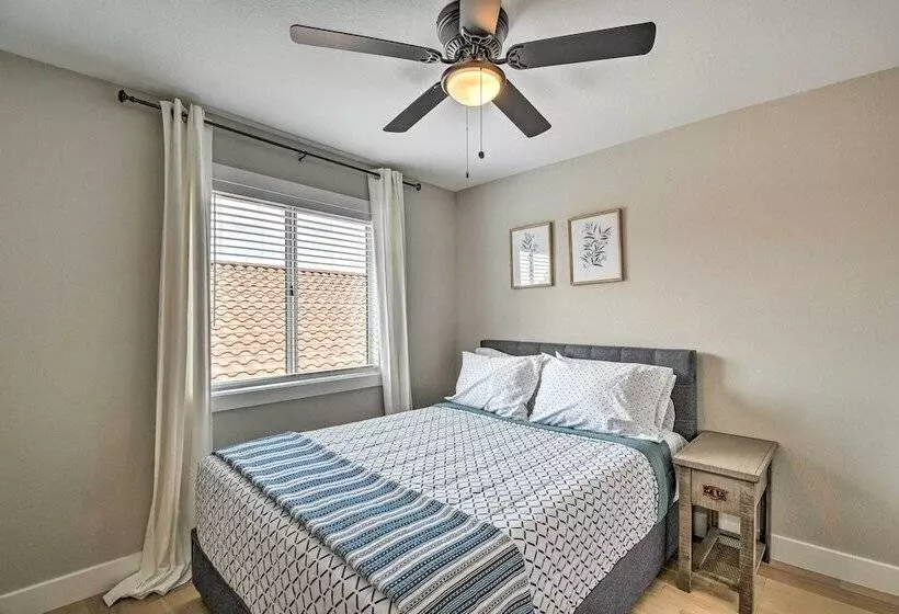 Peoria Oasis W/ Saltwater Pool & Putting Green!