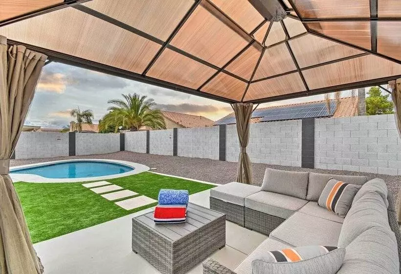 Peoria Oasis W/ Saltwater Pool & Putting Green!