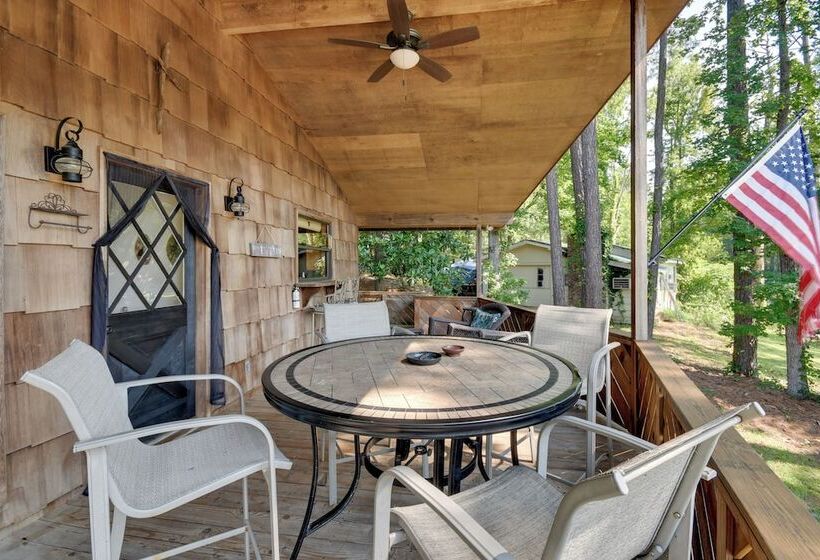 Pet Friendly Cabin W/ Dock On Lake Martin!