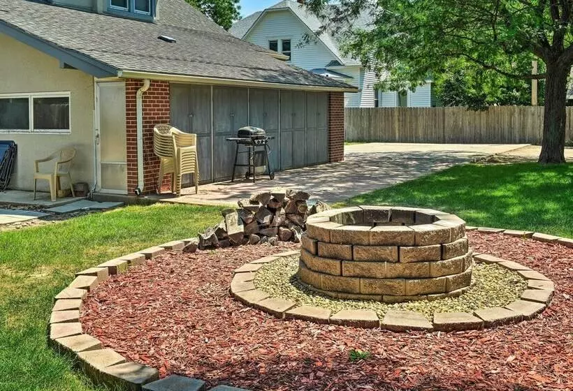 Pet Friendly Ogallala Home ~ 7 Mi To Lakefront!