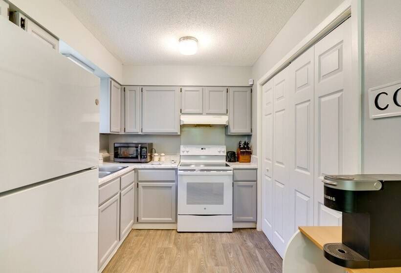 Quaint Oxford Home ~ 2 Mi To Ole Miss & The Grove!