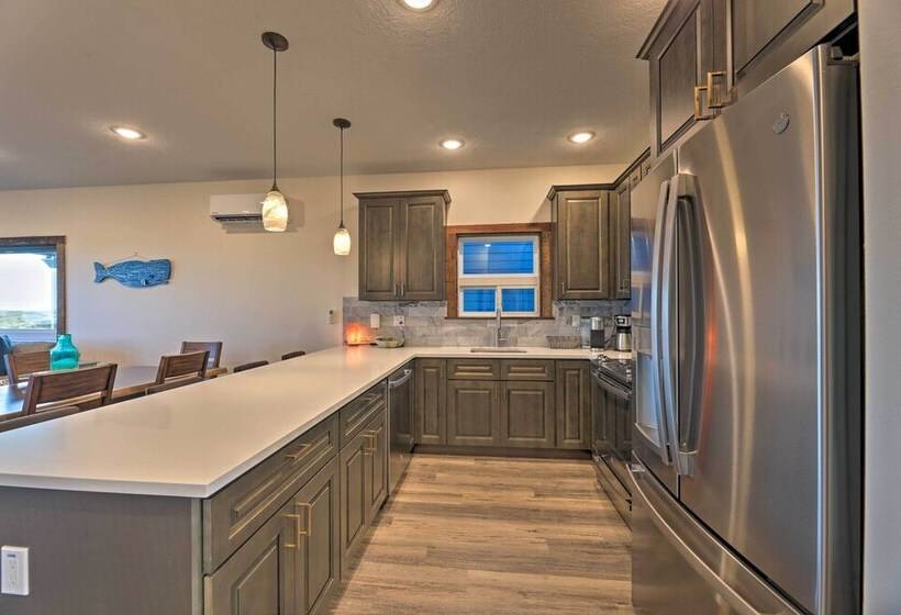 Sanderling Sea Cottages, Unit 6 W/ Beach Access!