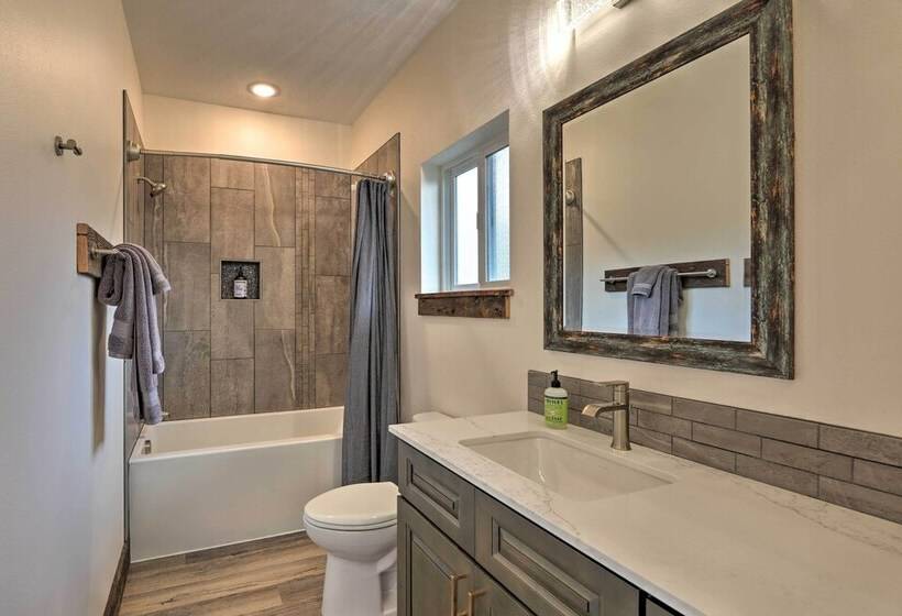 Sanderling Sea Cottages, Unit 6 W/ Beach Access!