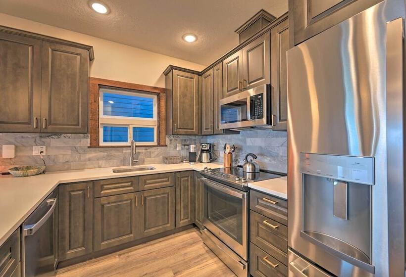 Sanderling Sea Cottages, Unit 6 W/ Beach Access!