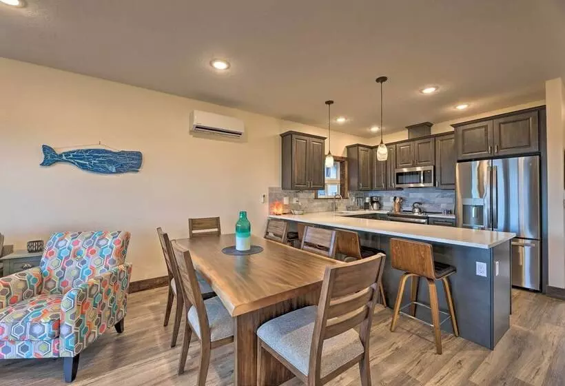 Sanderling Sea Cottages, Unit 6 W/ Beach Access!