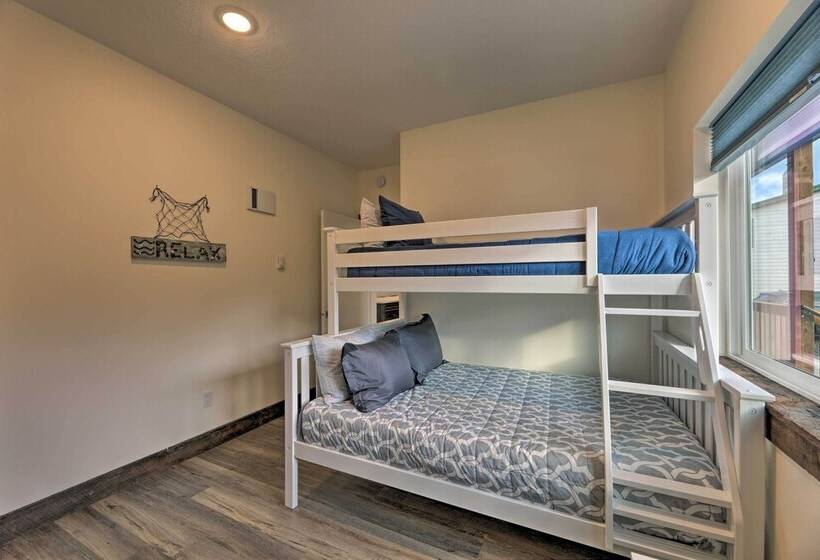 Sanderling Sea Cottages, Unit 6 W/ Beach Access!