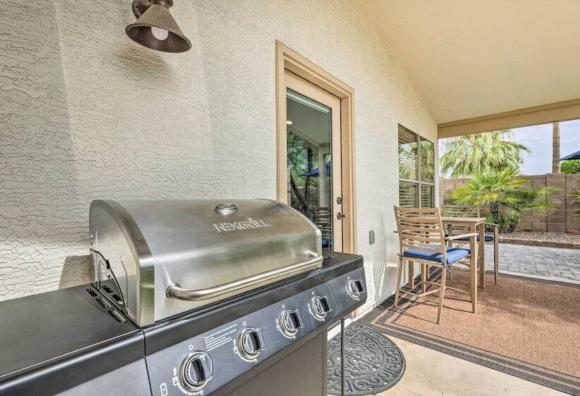 Centrally Located Gilbert Home: Patio & Grill!