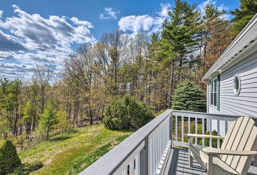 Spacious Gilford Home 2 Mi To Lake Winnipesaukee!
