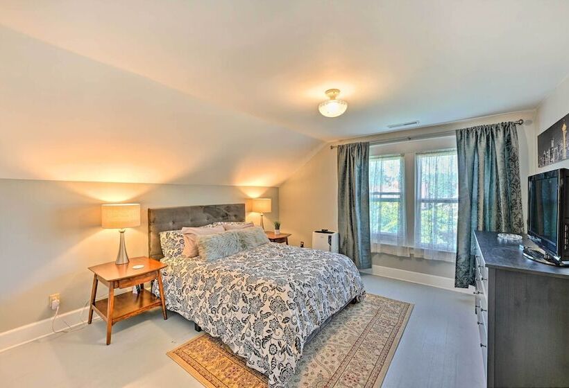 Sunny & Central Everett Home < 1 Mile To Dtwn!