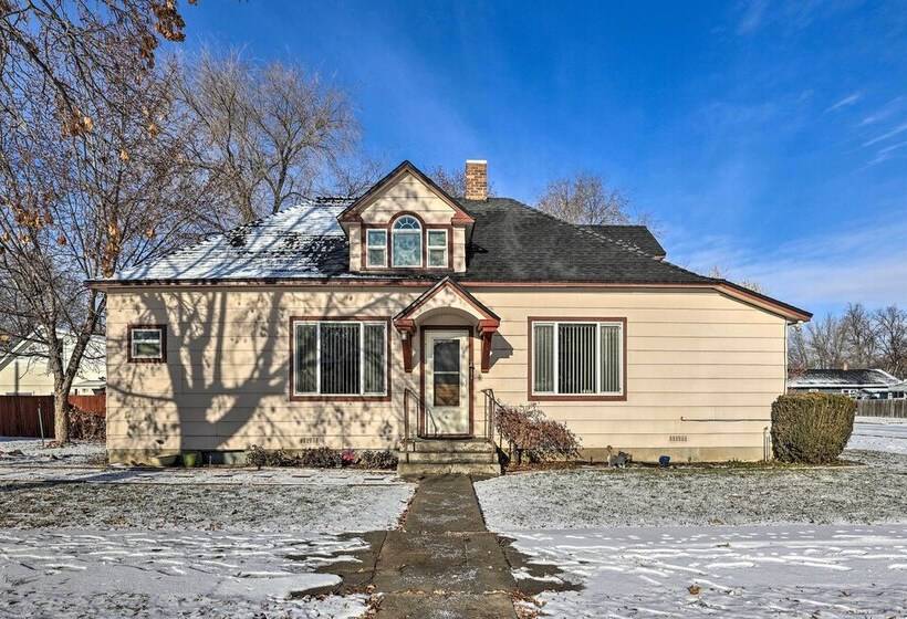 The Diamond Bungalow    Cozy Caldwell Home!