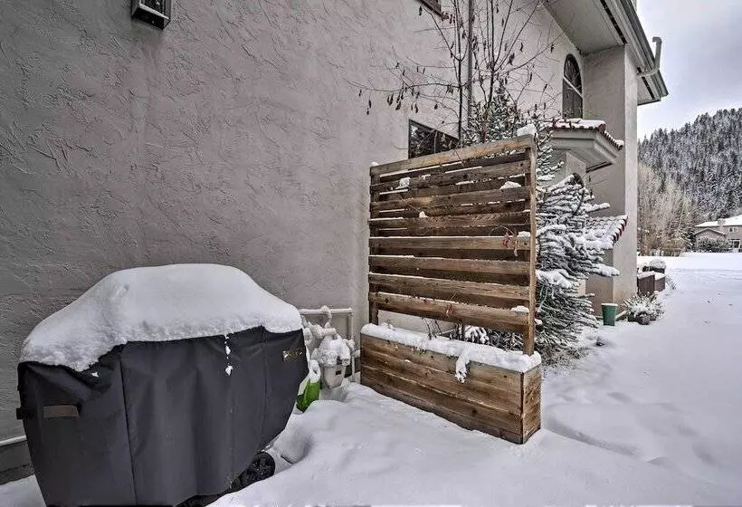Townhome ~ 4 Mi To Beaver Creek & 8 Mi To Vail!