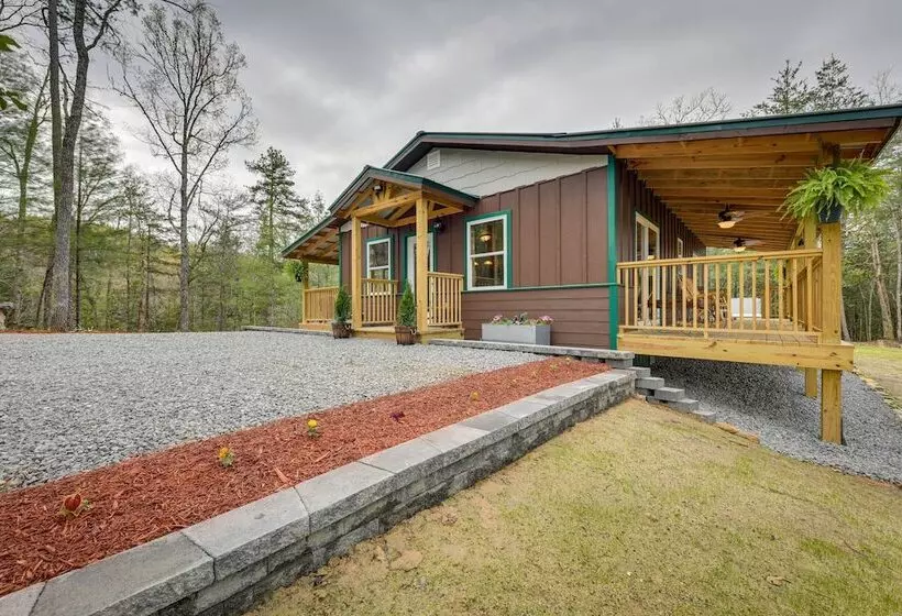 Scenic Murphy Cabin W/ Hot Tub, Fire Pit & Views