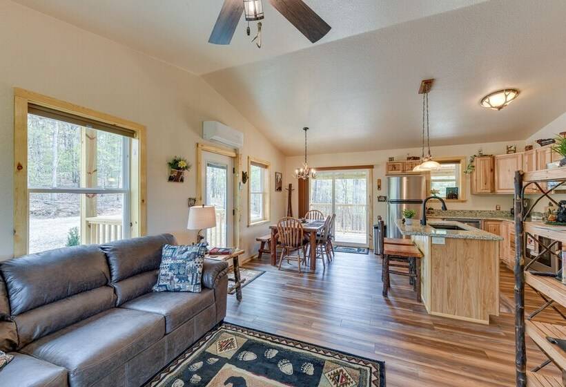 Scenic Murphy Cabin W/ Hot Tub, Fire Pit & Views