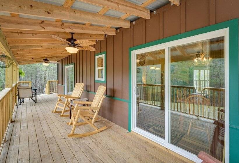 Scenic Murphy Cabin W/ Hot Tub, Fire Pit & Views