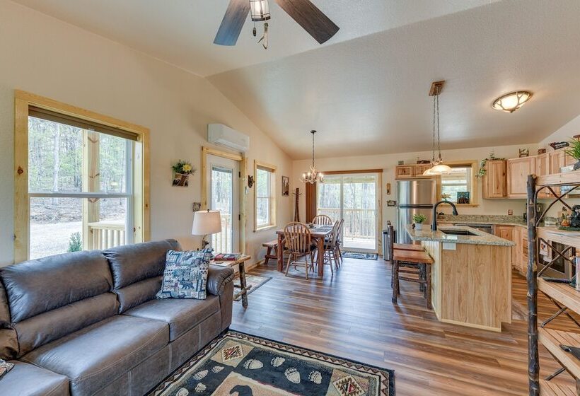 Scenic Murphy Cabin W/ Hot Tub, Fire Pit & Views