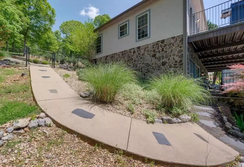 Waterfront Smith Mountain Lake Home W/ Boat Dock!