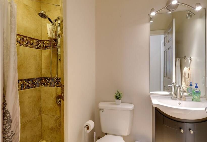 Waterfront Smith Mountain Lake Home W/ Boat Dock!