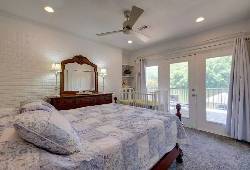 Waterfront Smith Mountain Lake Home W/ Boat Dock!