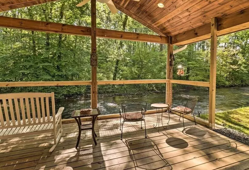 Waynesville Creekside Cottage: Outdoor Relaxation!