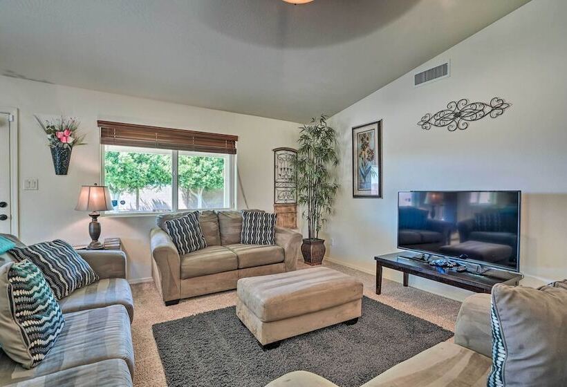 Yuma Family Home W/ Covered Patio + Grill!