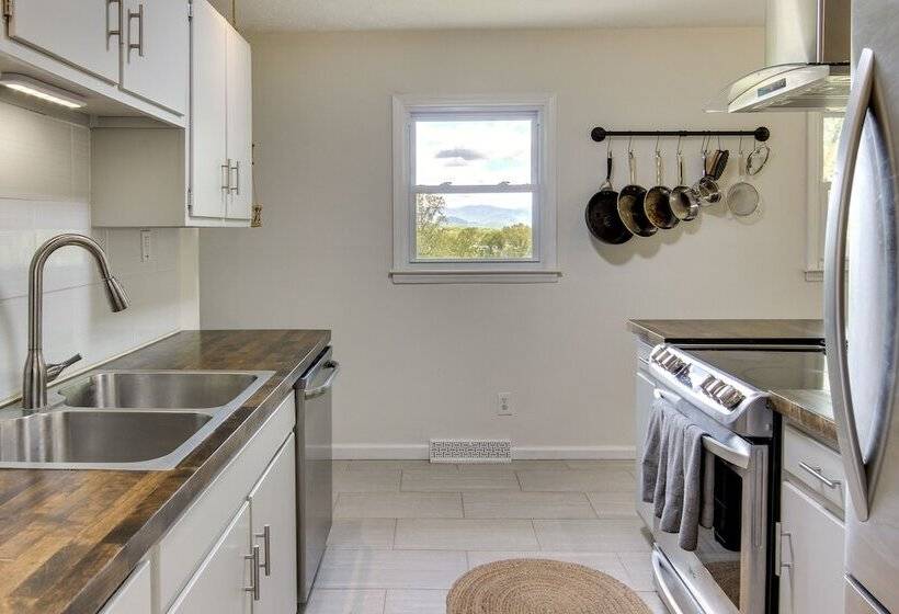 Mountain Home By Blue Ridge Pkwy: Views & Fire Pit