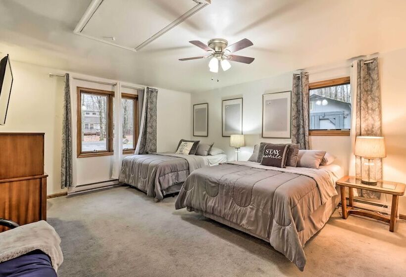 Near Big Boulder Mtn: Cabin W/ Furnished Deck