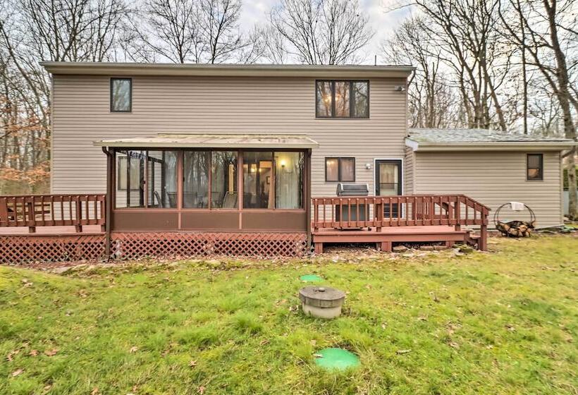 Near Big Boulder Mtn: Cabin W/ Furnished Deck