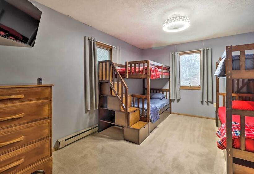 Near Big Boulder Mtn: Cabin W/ Furnished Deck